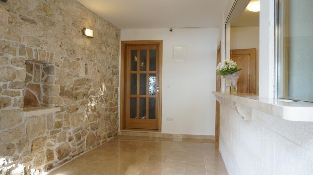 Guest House Jere Old Town Рогозница Екстериор снимка