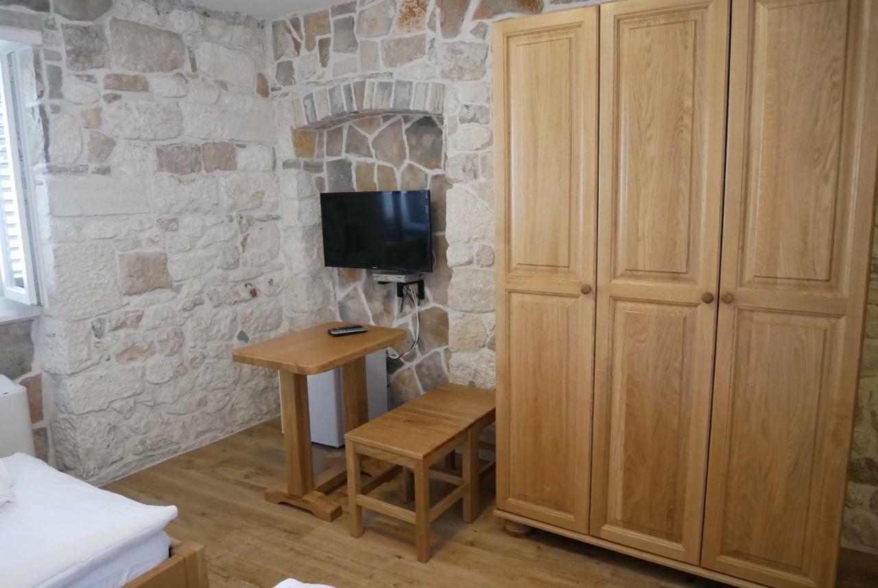Guest House Jere Old Town Рогозница Екстериор снимка