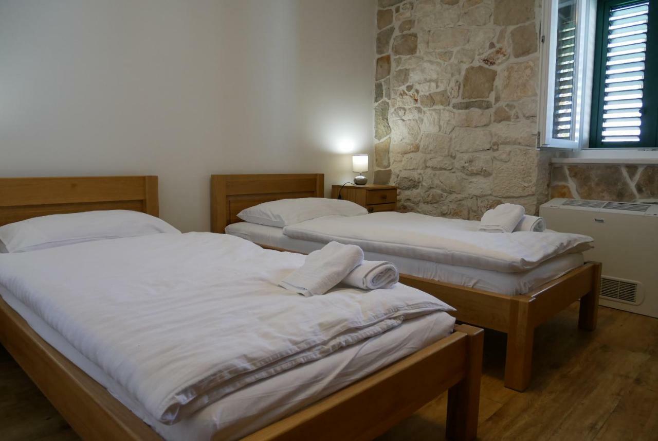 Guest House Jere Old Town Рогозница Екстериор снимка