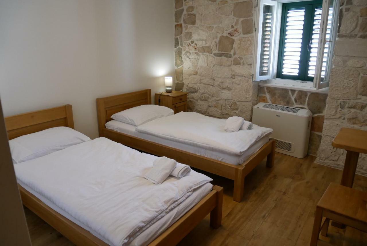 Guest House Jere Old Town Рогозница Екстериор снимка