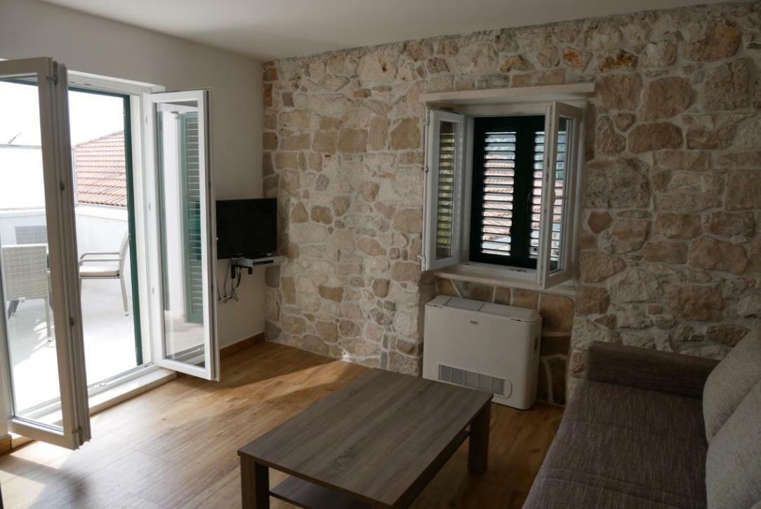 Guest House Jere Old Town Рогозница Екстериор снимка