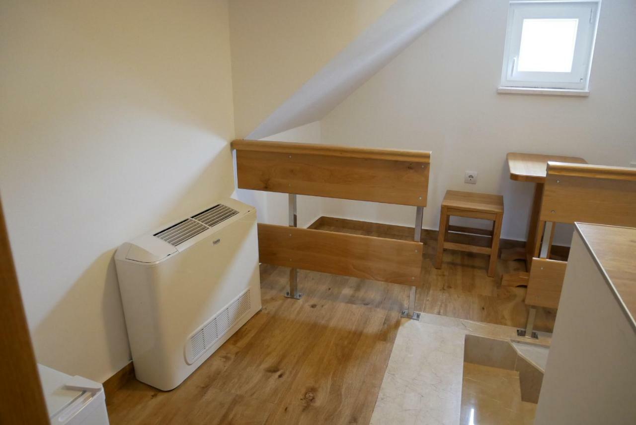 Guest House Jere Old Town Рогозница Екстериор снимка